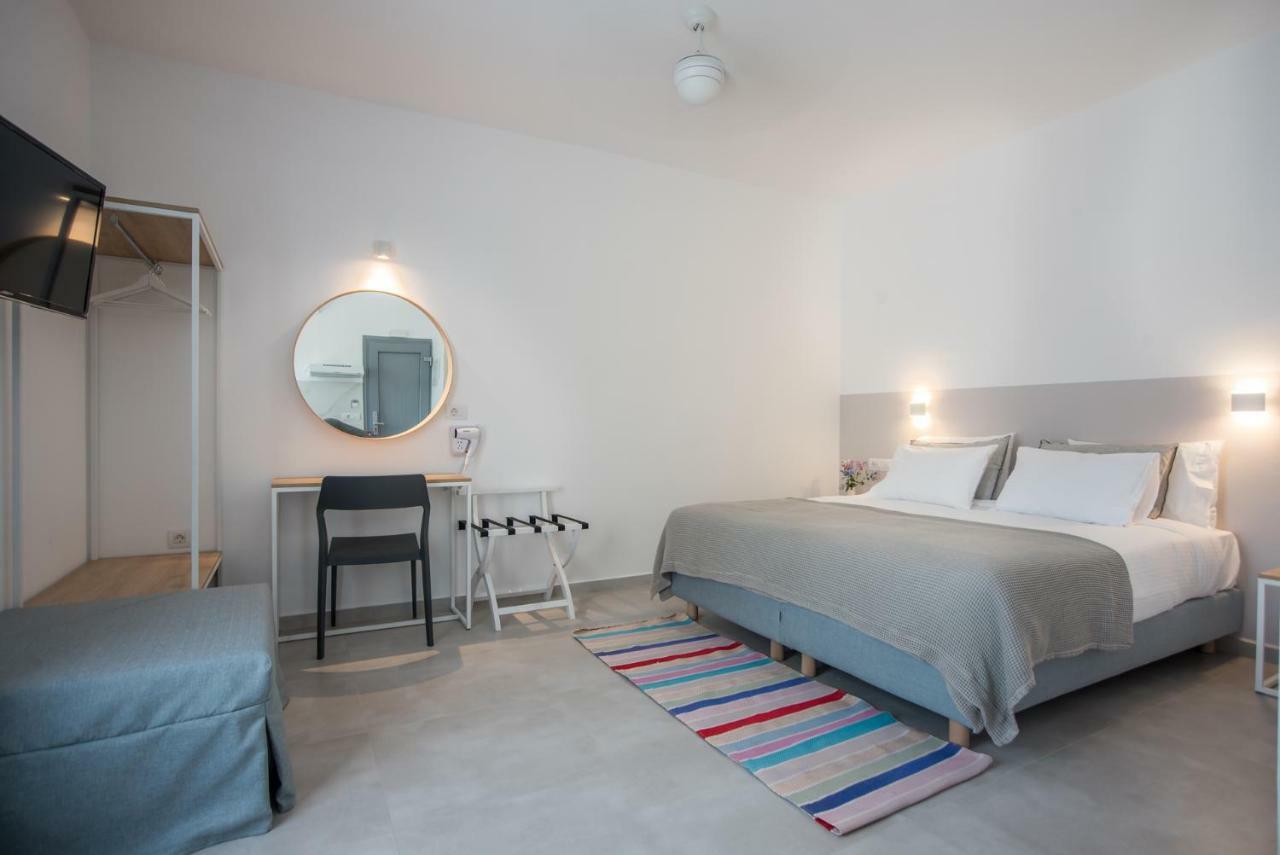 Nautilus Apartments-Suites Parikia  Bagian luar foto